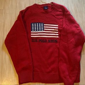 U.S. Polo Assin. sweatshirt 
Selling- $50
Size- S-M